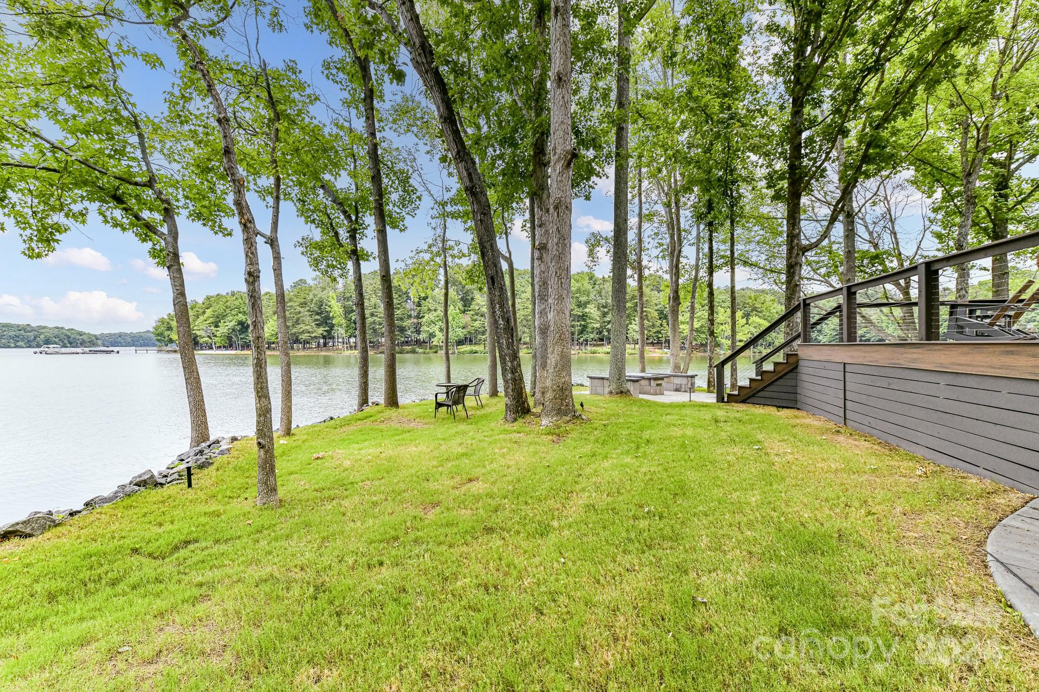 Spinnaker Cove - Residential