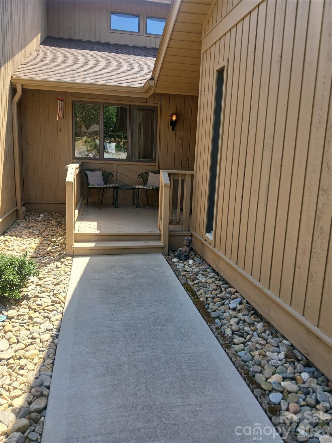 304 red oak Drive