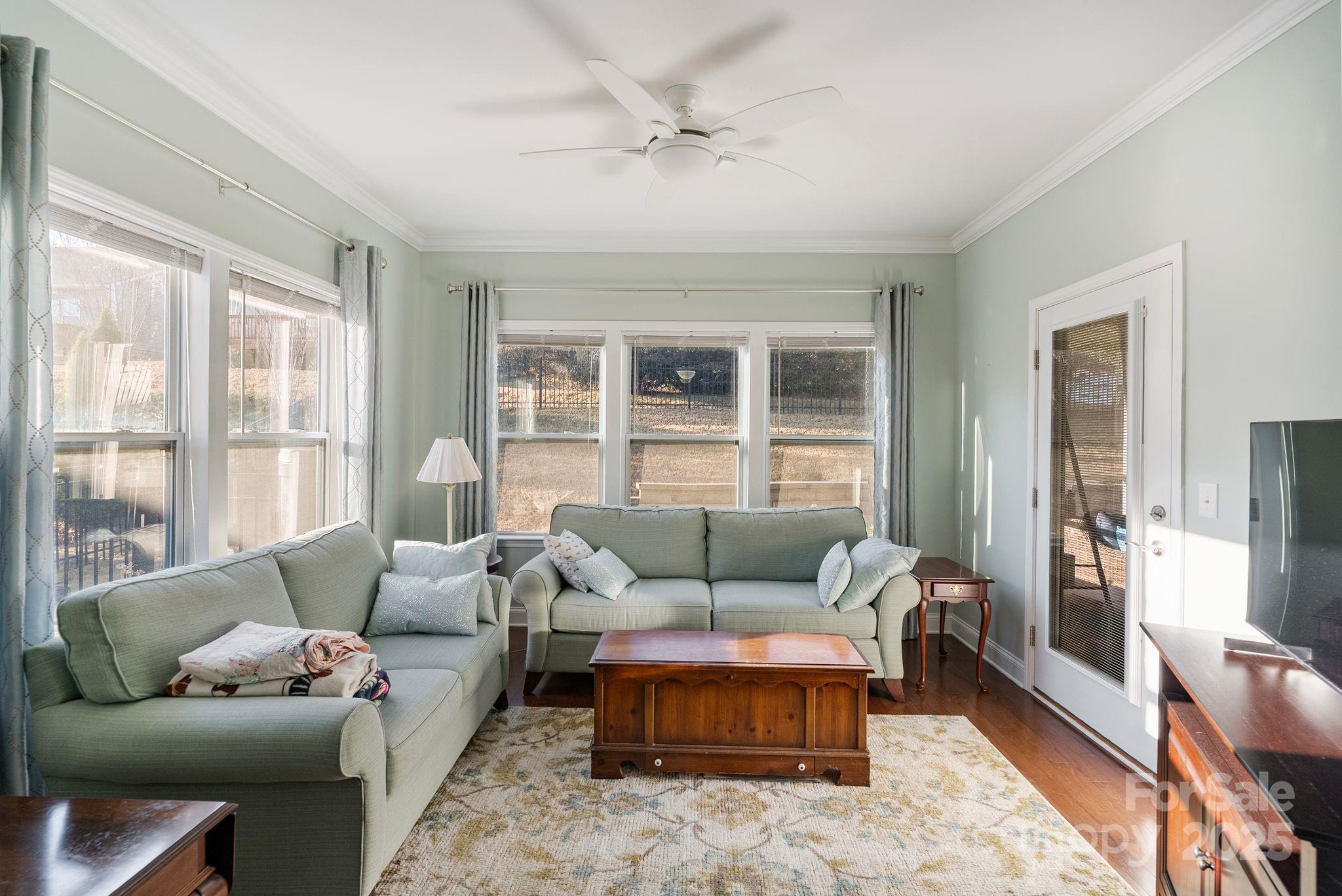 Lake Ridge - Residential