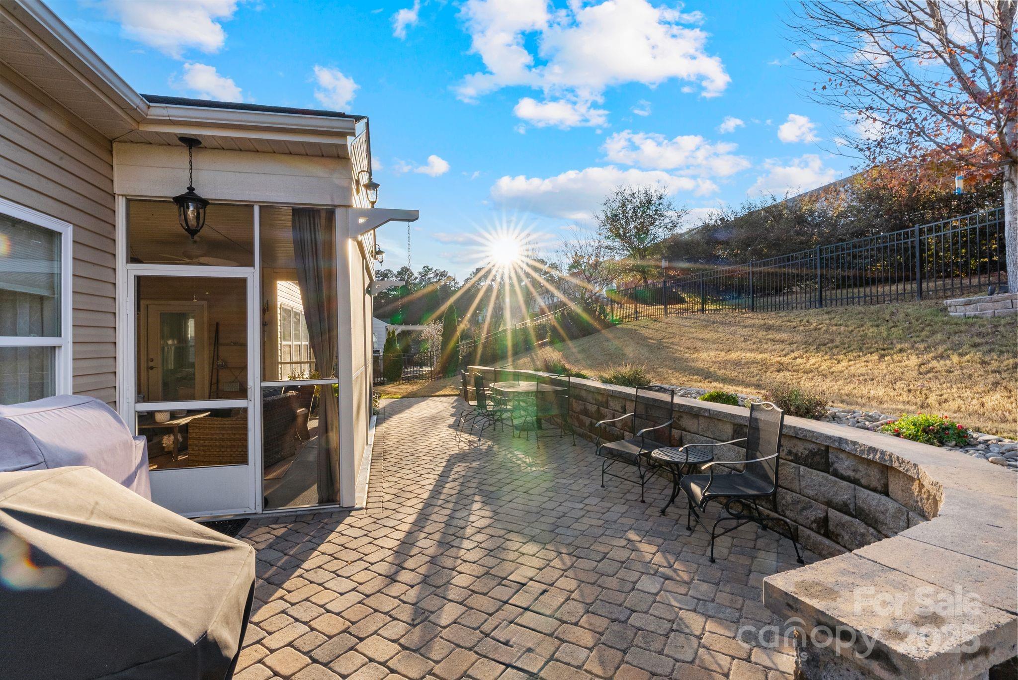 Lake Ridge - Residential