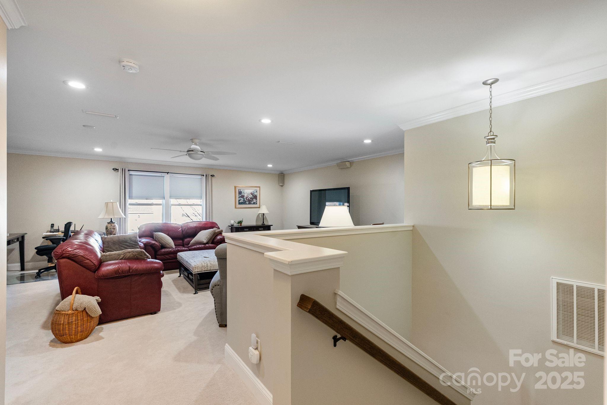 Lake Ridge - Residential