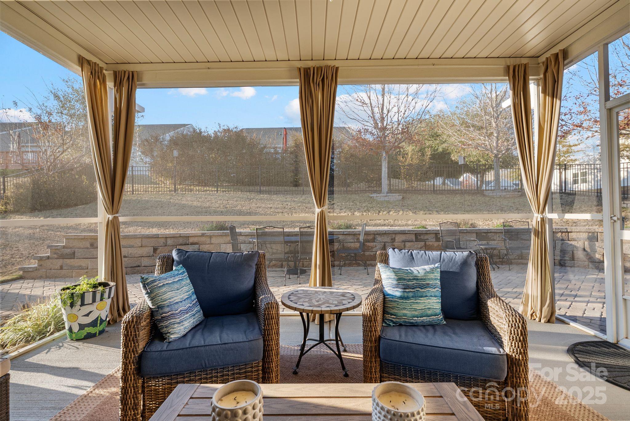 Lake Ridge - Residential