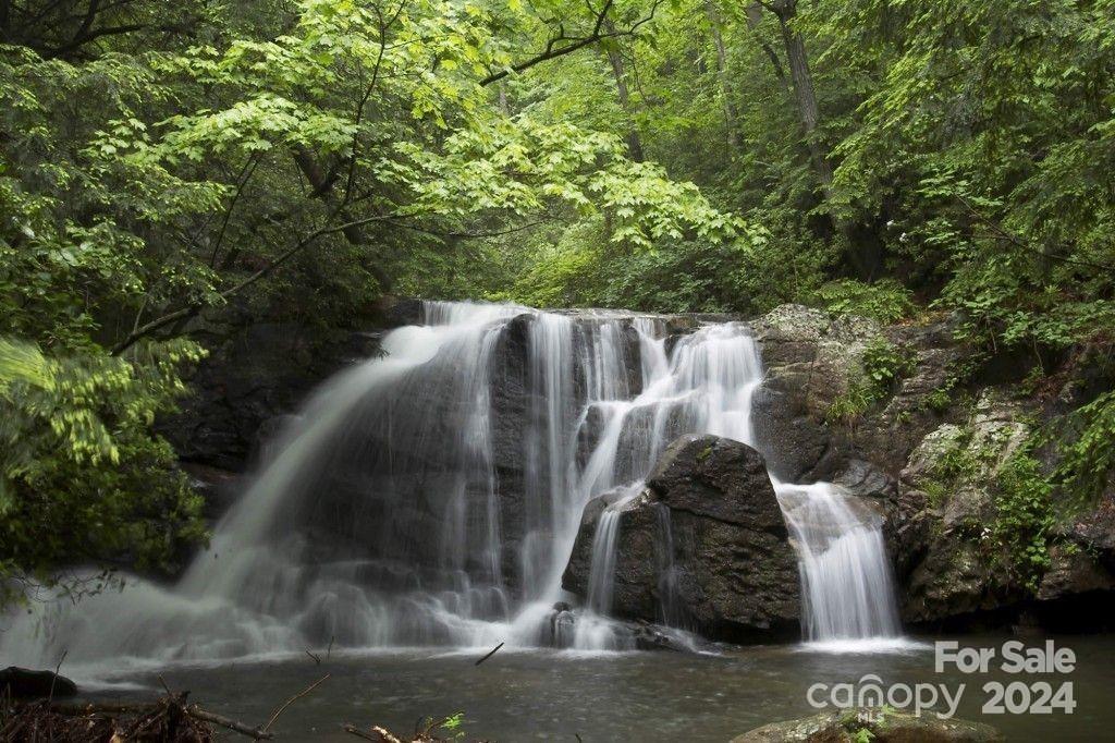 236 Nottingham Drive