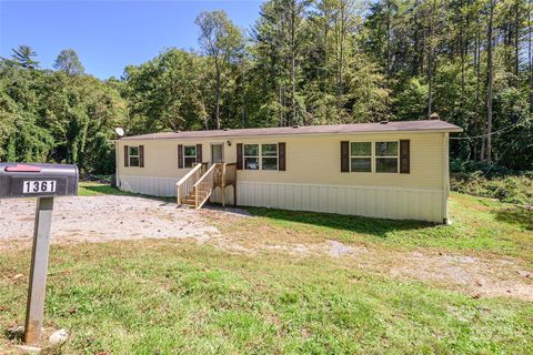 Photo of 1361 Pleasant Grove Church Road, Hendersonville, NC 28739 (MLS # 4308950)