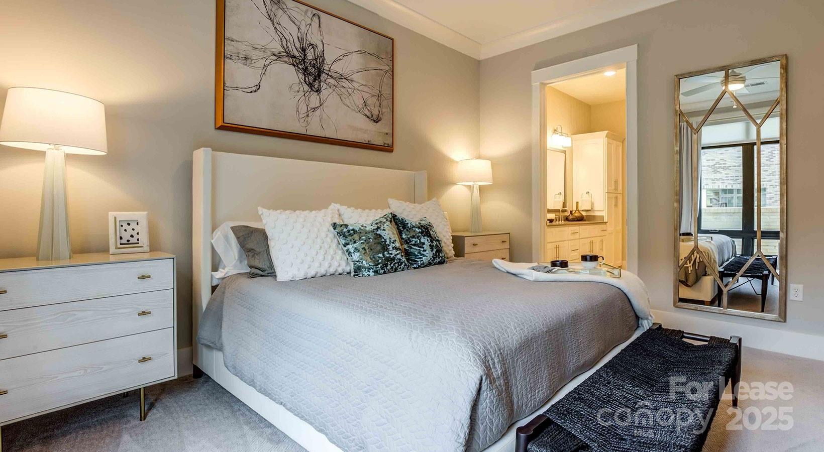 Charlotte, North Carolina 28207, United States, 3 Bedrooms Bedrooms, ,3 BathroomsBathrooms,Residential,Active,189948