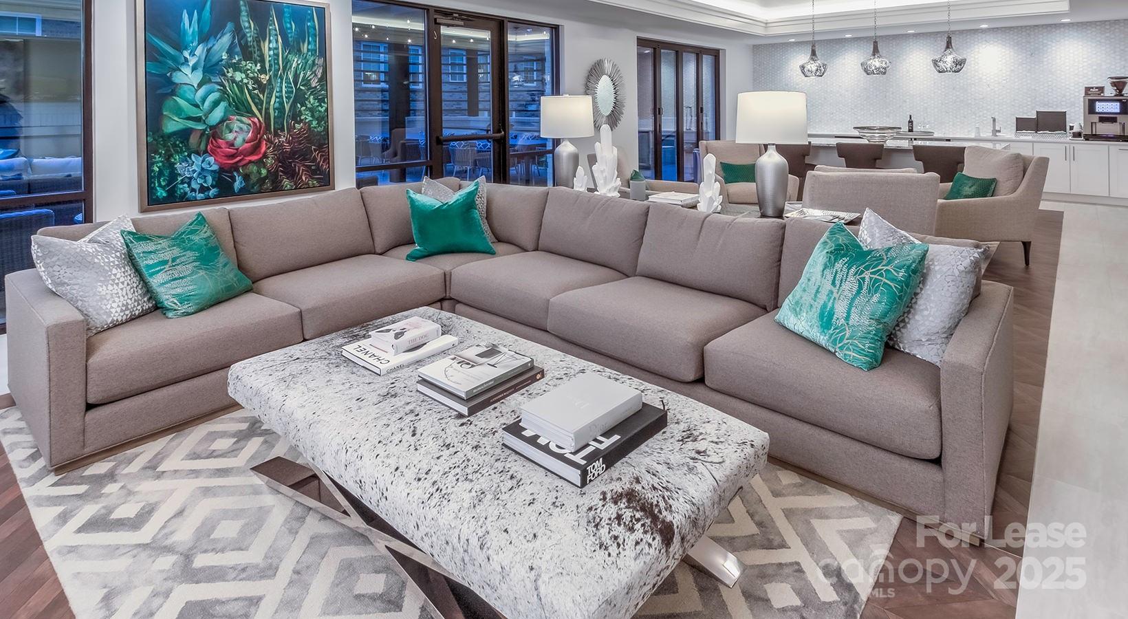 Charlotte, North Carolina 28207, United States, 3 Bedrooms Bedrooms, ,3 BathroomsBathrooms,Residential,Active,189948