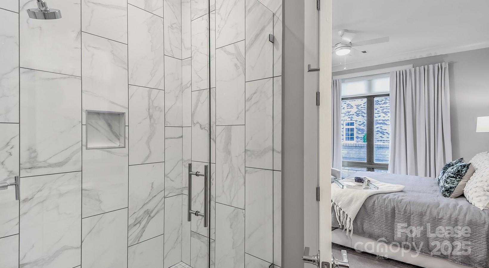 Charlotte, North Carolina 28207, United States, 3 Bedrooms Bedrooms, ,3 BathroomsBathrooms,Residential,Active,189948