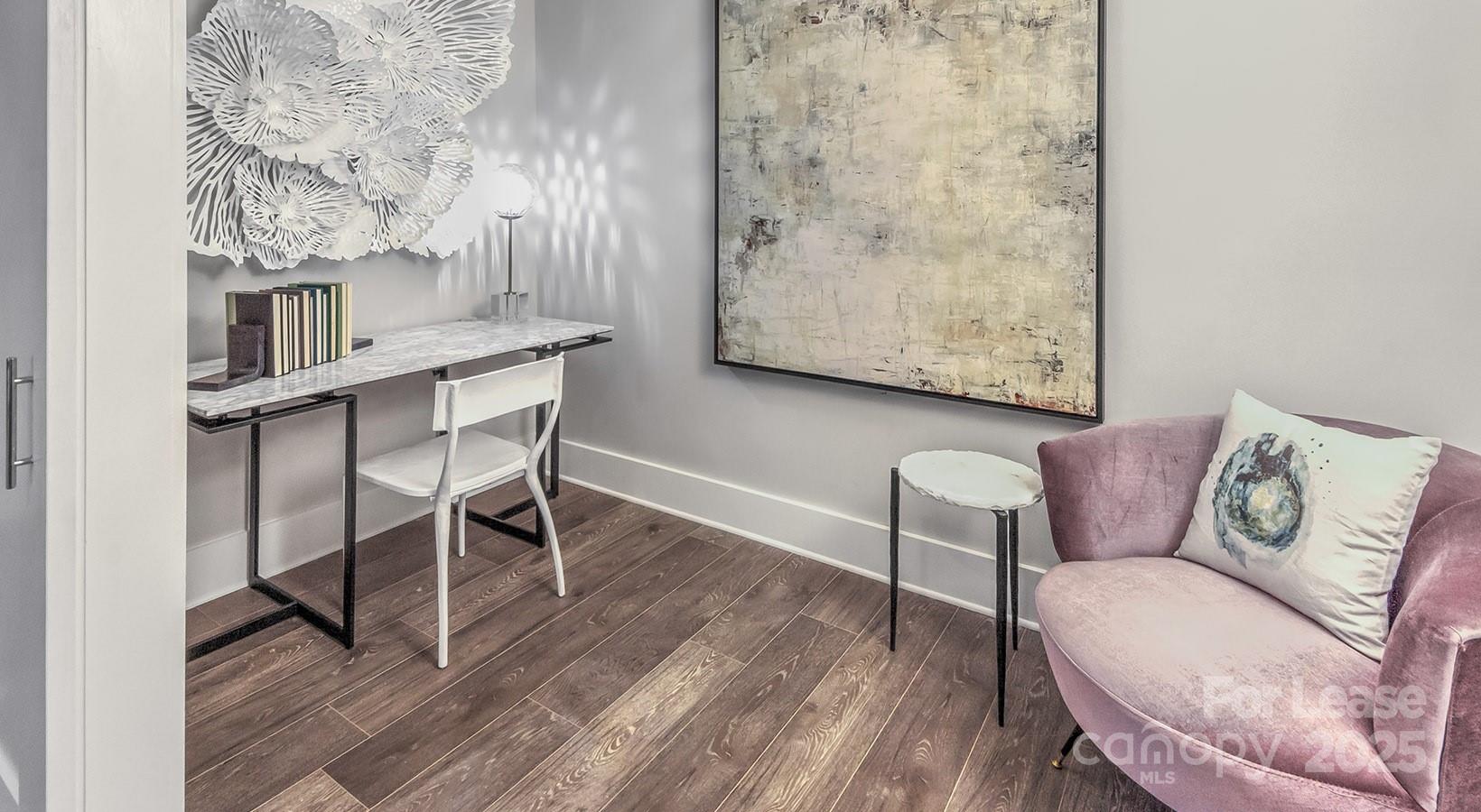 Charlotte, North Carolina 28207, United States, 3 Bedrooms Bedrooms, ,3 BathroomsBathrooms,Residential,Active,189948