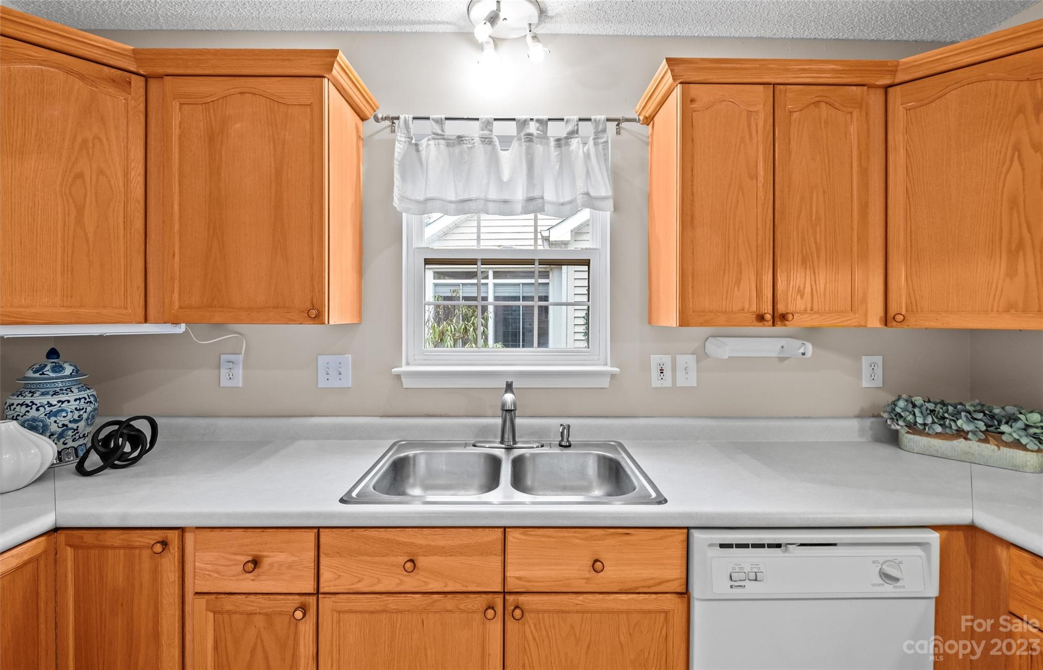 The Villages At Oak Tree - Residential