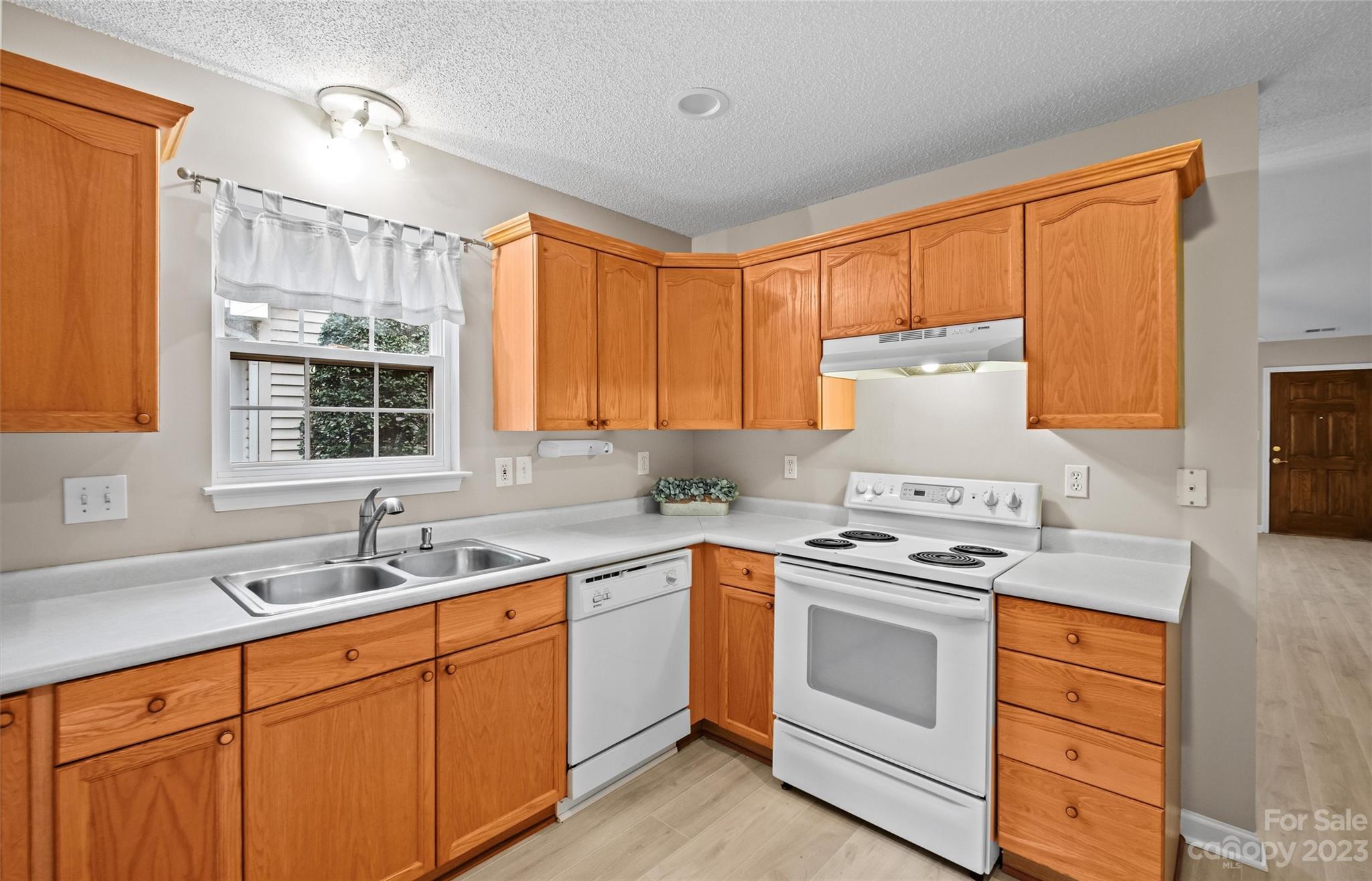 The Villages At Oak Tree - Residential