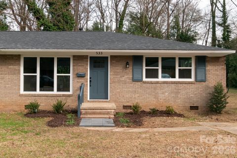 533 Blendwood Drive Charlotte NC 28215