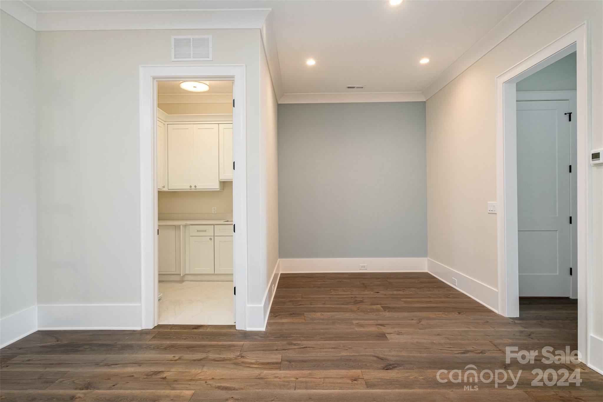 Seven Oaks - Residential