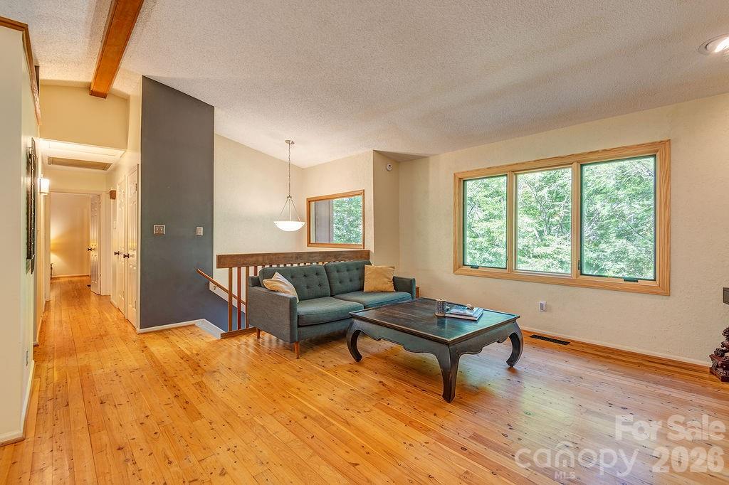 5 Brook Terrace