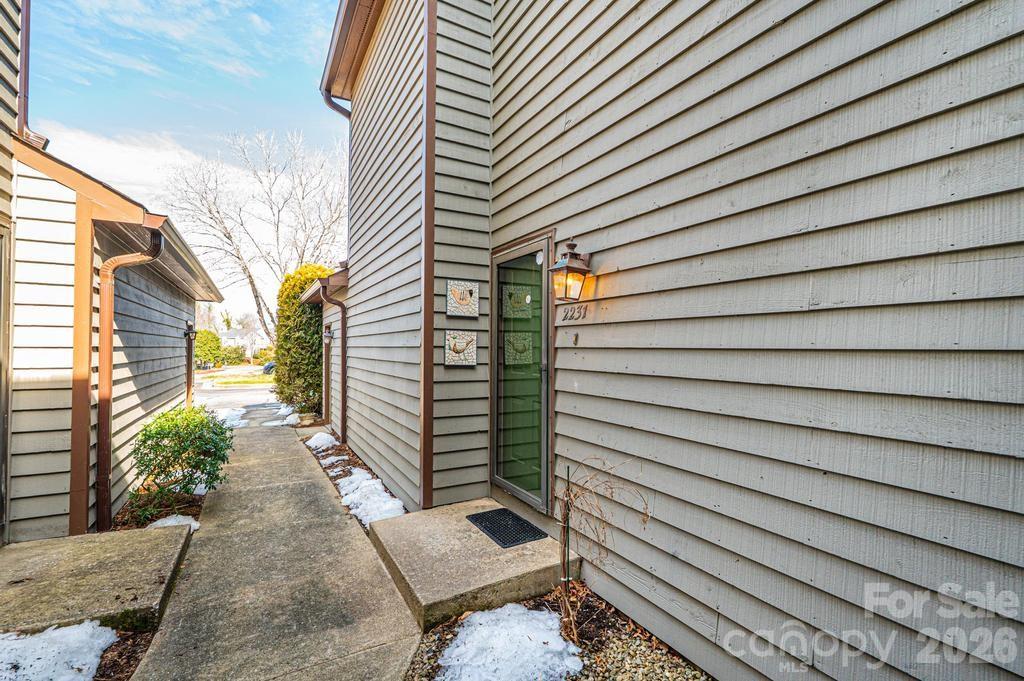 2231 6th Street NW 16