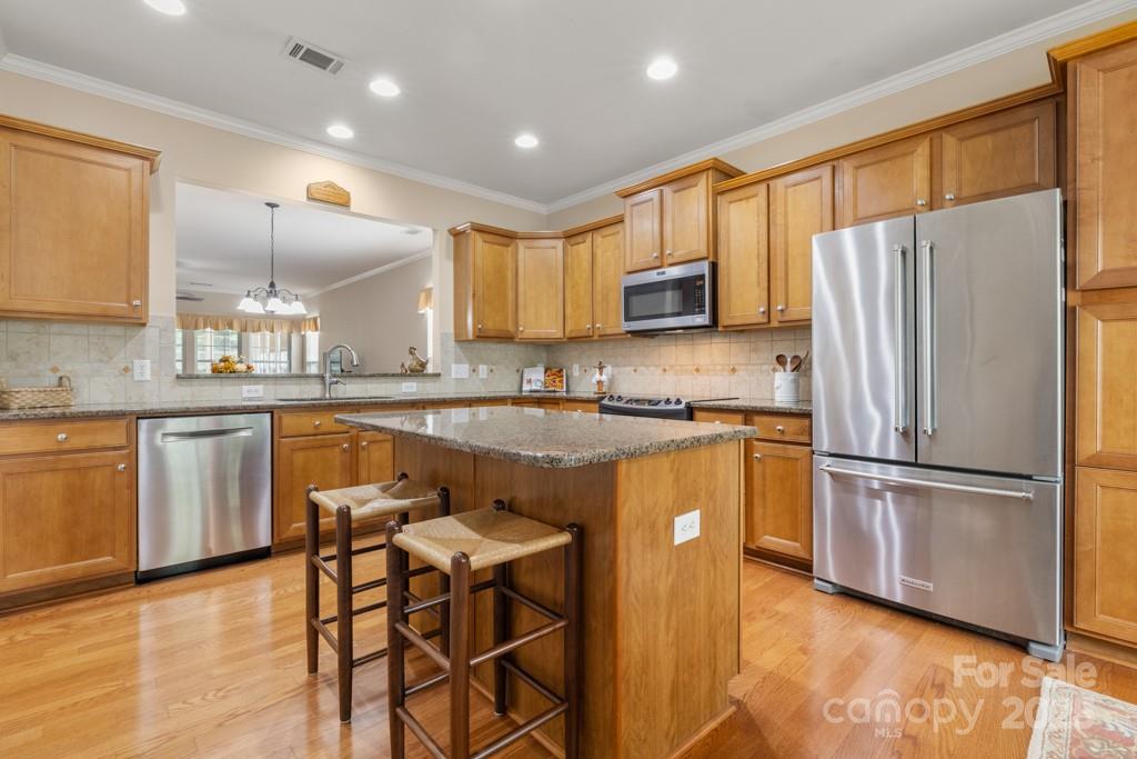 56113 Finches Court