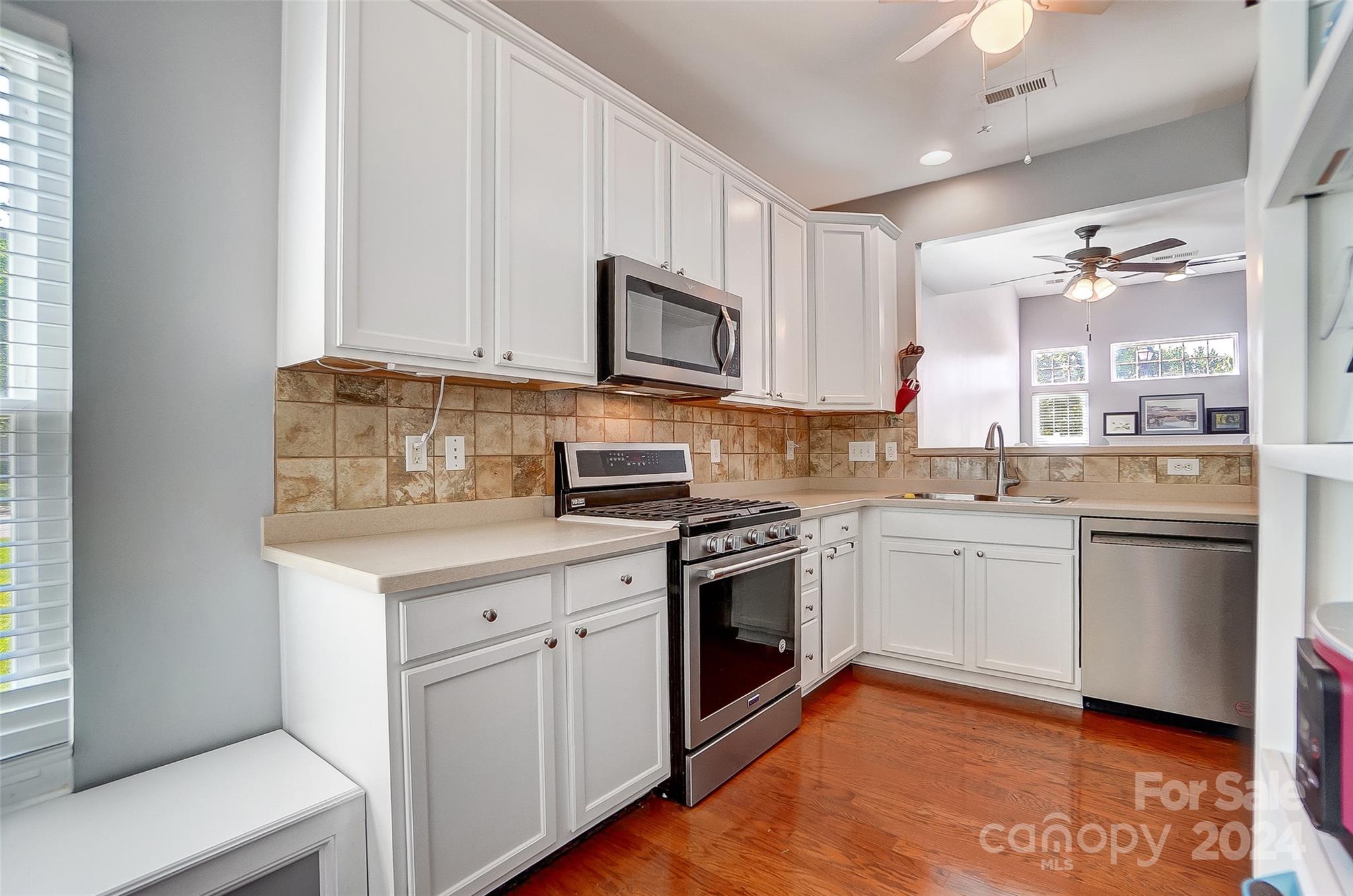 Fairway Townes - Residential