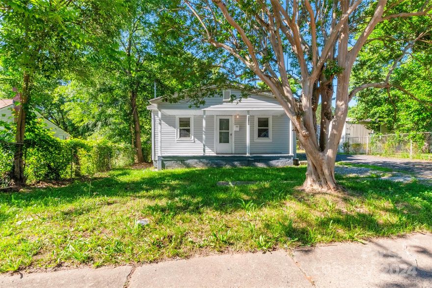 Looking to invest in a property with immense potential? Welcome to this 2 bedroom, 1 bath home featuring a quaint covered front porch, perfect for enjoying morning coffees. With an additional room easily adaptable as a third bedroom (just add a closet!). Whether you're a savvy investor or a homeowner with a vision, seize this opportunity to make your mark. Being sold as is, this gem awaits your creative touch.