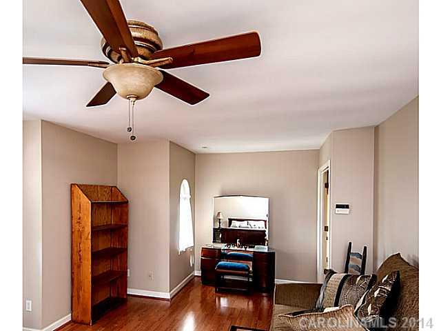 Hampton Green - Residential