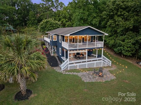 335 Carroll Cove Clover SC 29710