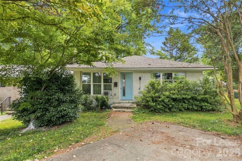 Photo of 2012 Ibis Court, Charlotte, NC 28205 (MLS # 4420761)
