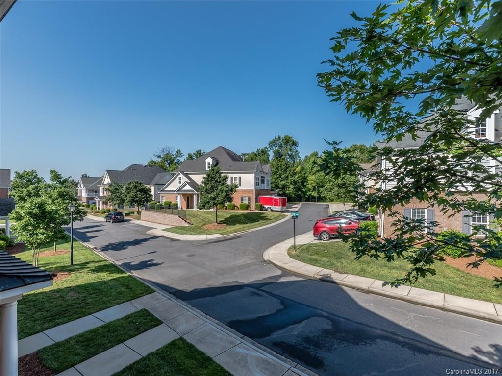 Riviera - Residential