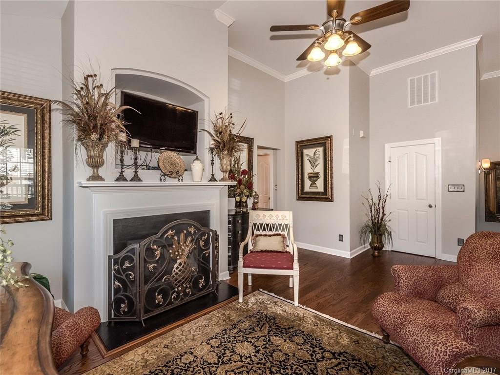 Riviera - Residential