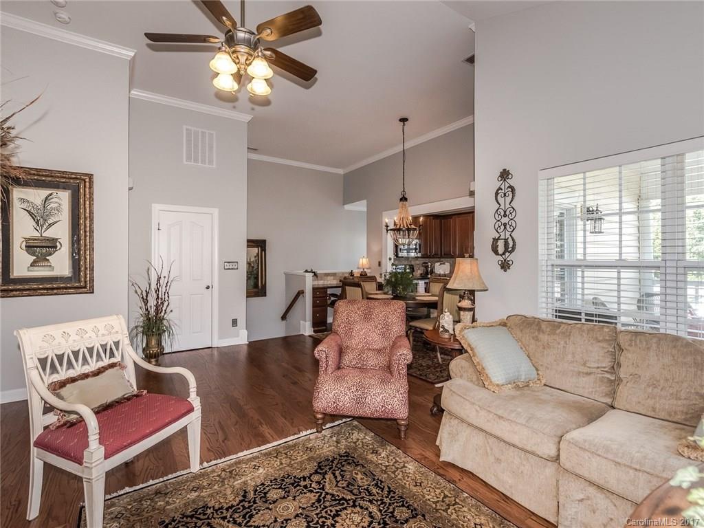 Riviera - Residential