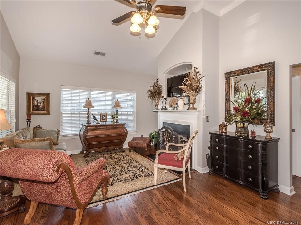 Riviera - Residential