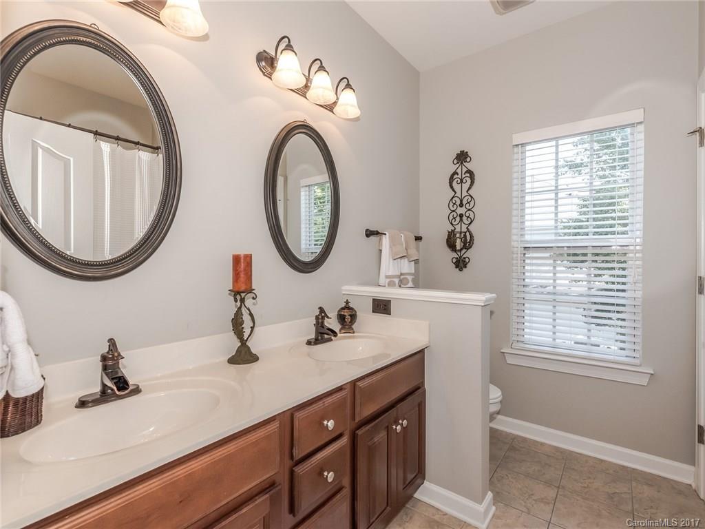 Riviera - Residential