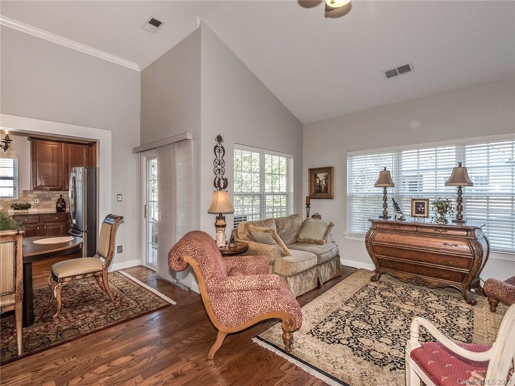 Riviera - Residential