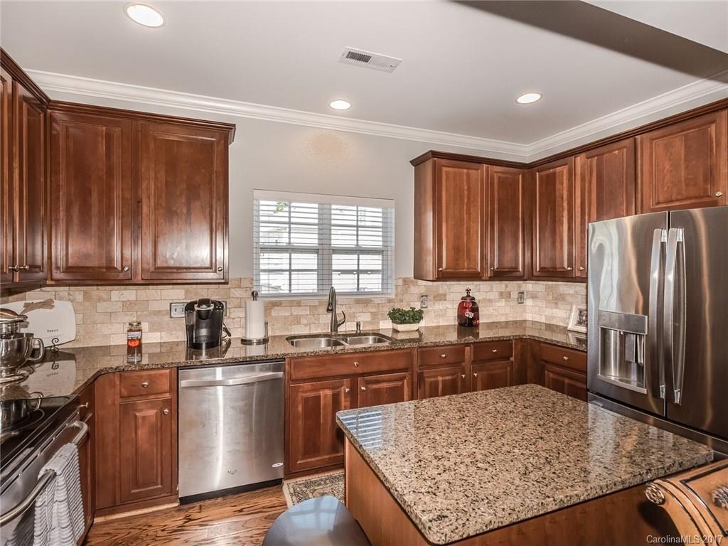 Riviera - Residential