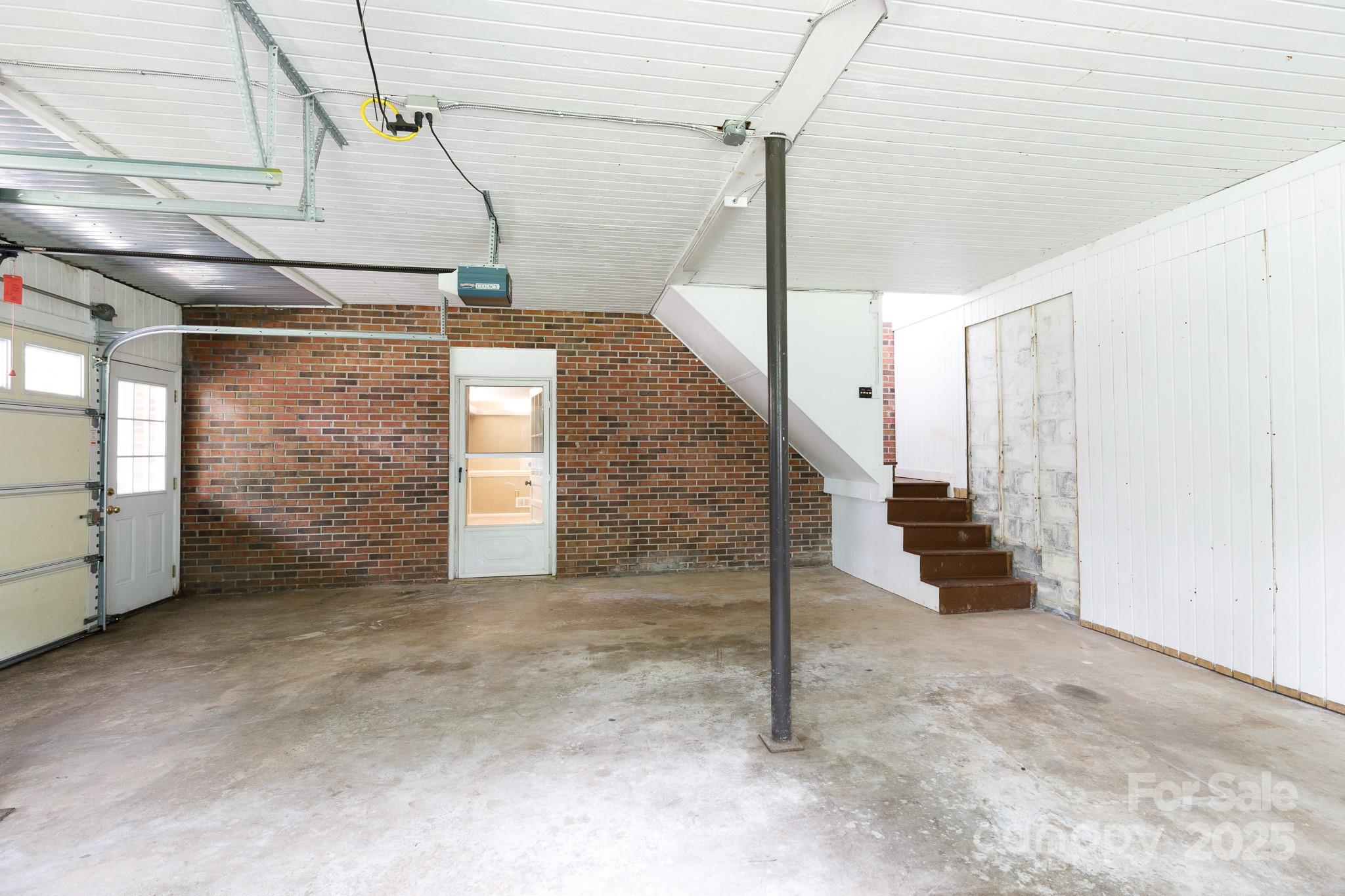 Camelot Woods - Residential