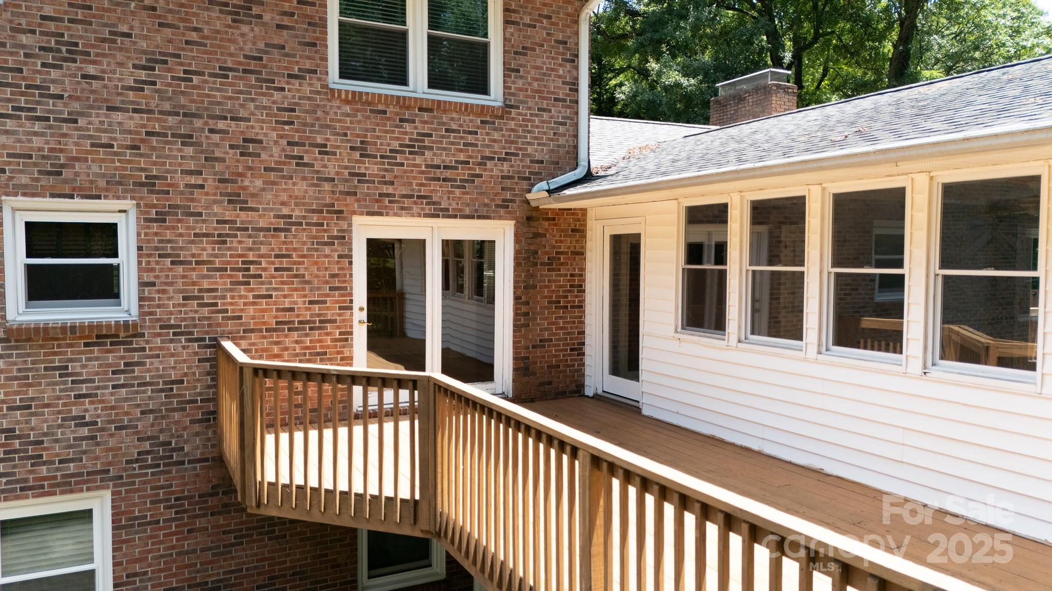 Camelot Woods - Residential