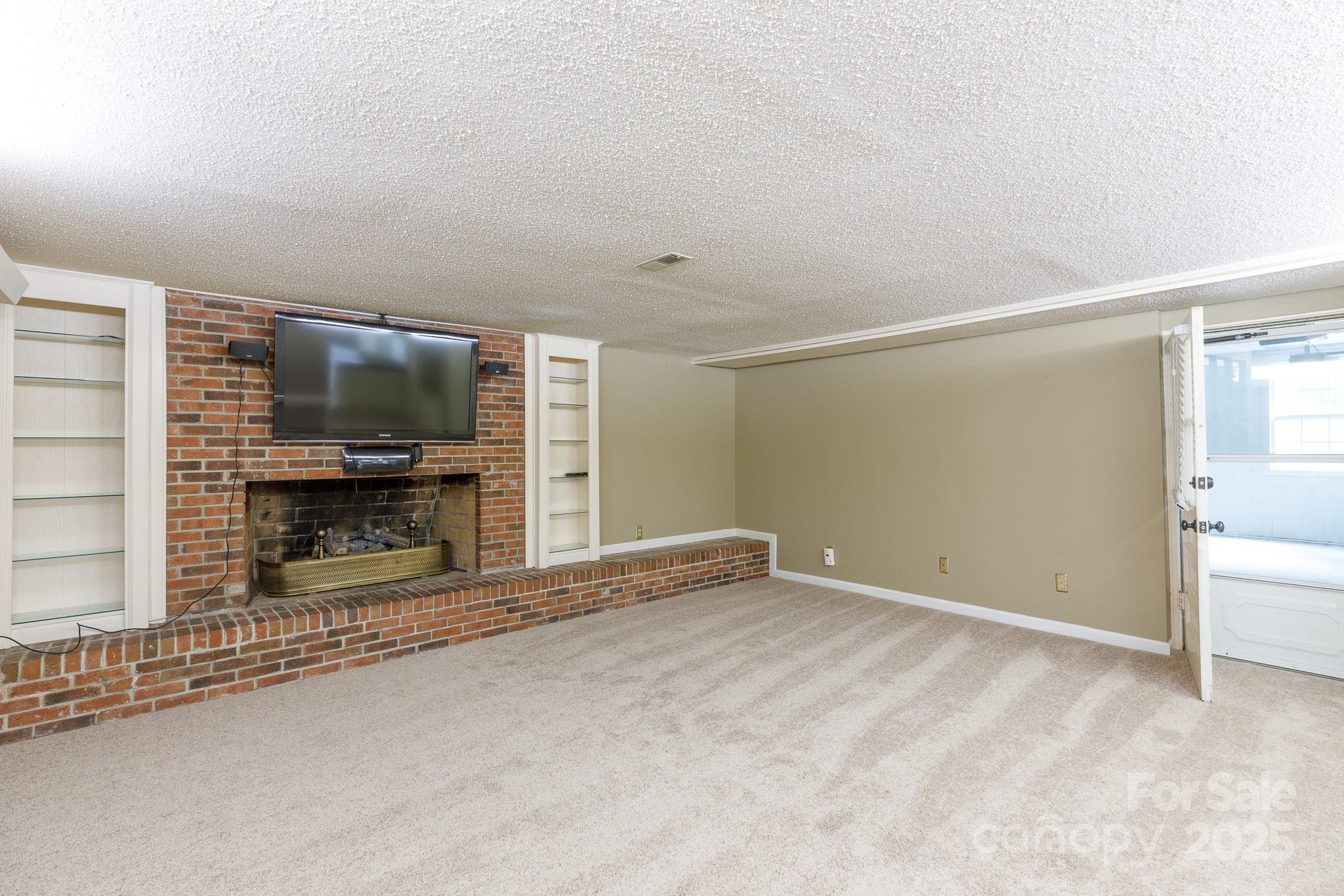 Camelot Woods - Residential