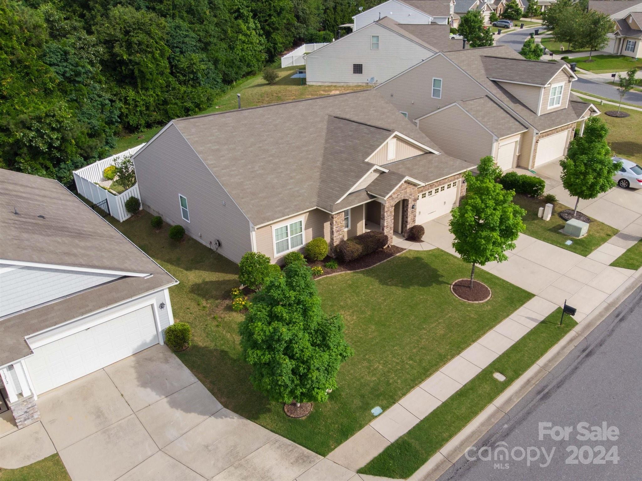 Creekshire Village - Residential