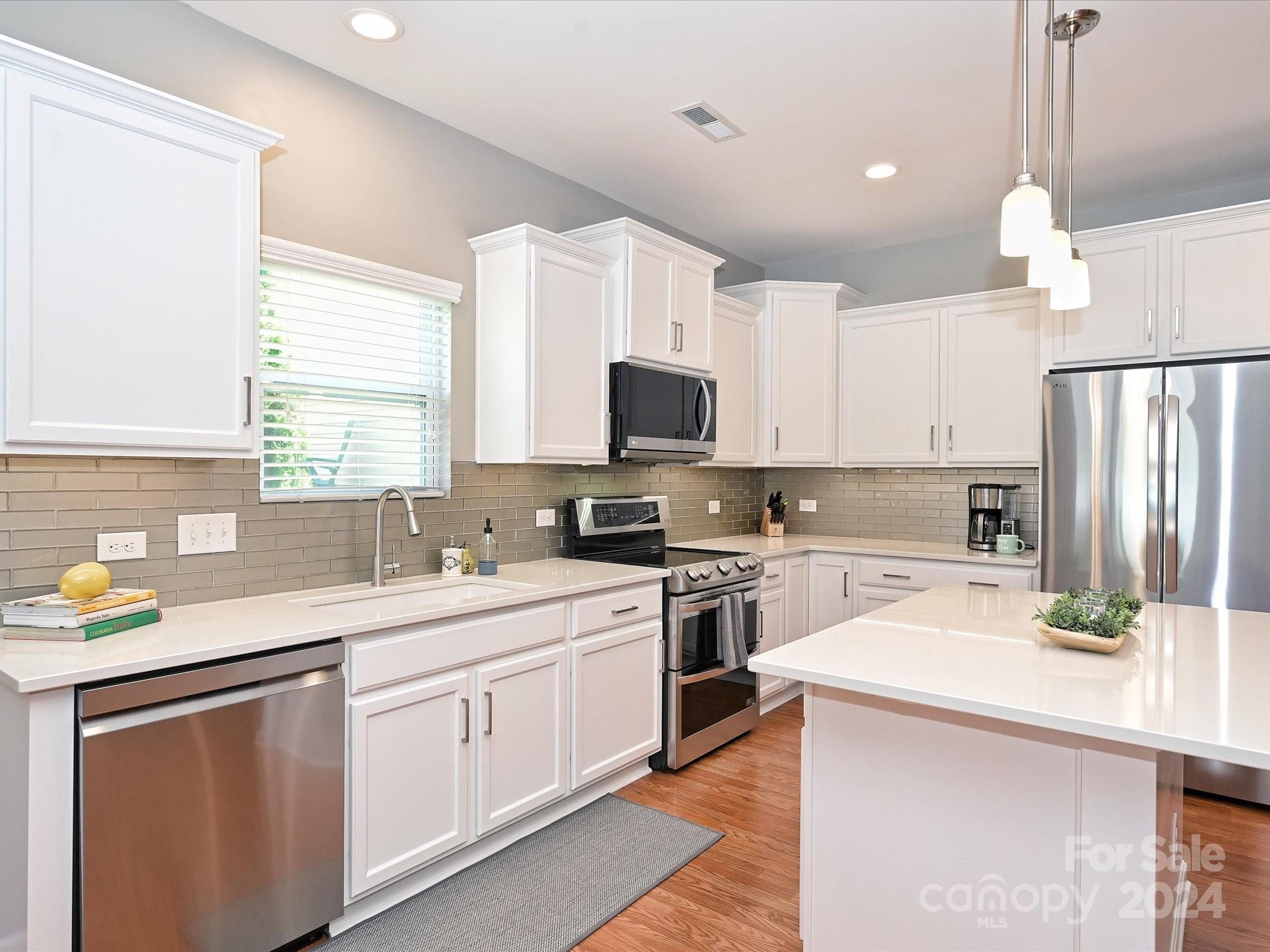 Creekshire Village - Residential