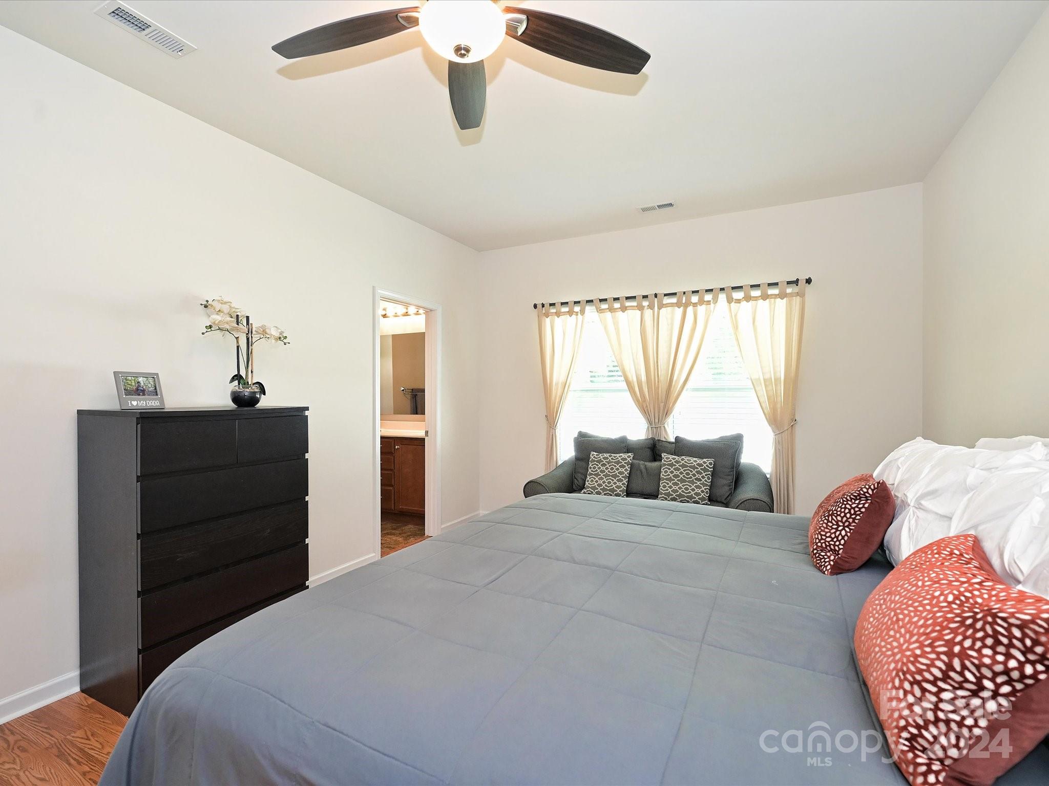Creekshire Village - Residential