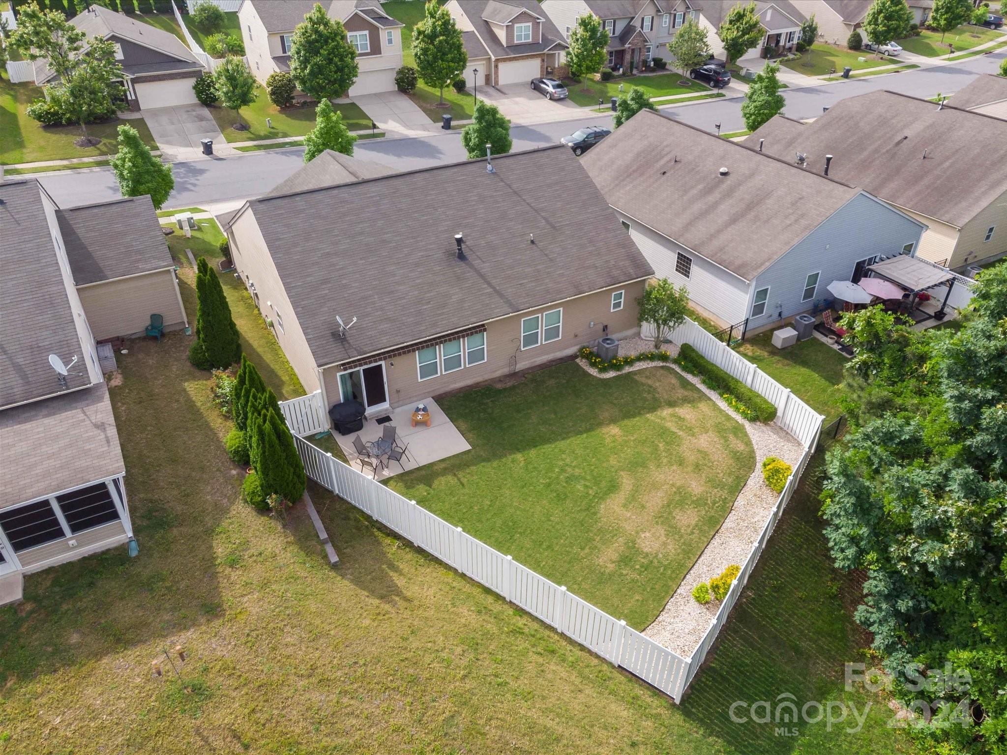 Creekshire Village - Residential