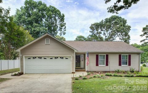 Photo of 1278 Morrocroft Trail, Gastonia, NC 28054 (MLS # 4397819)
