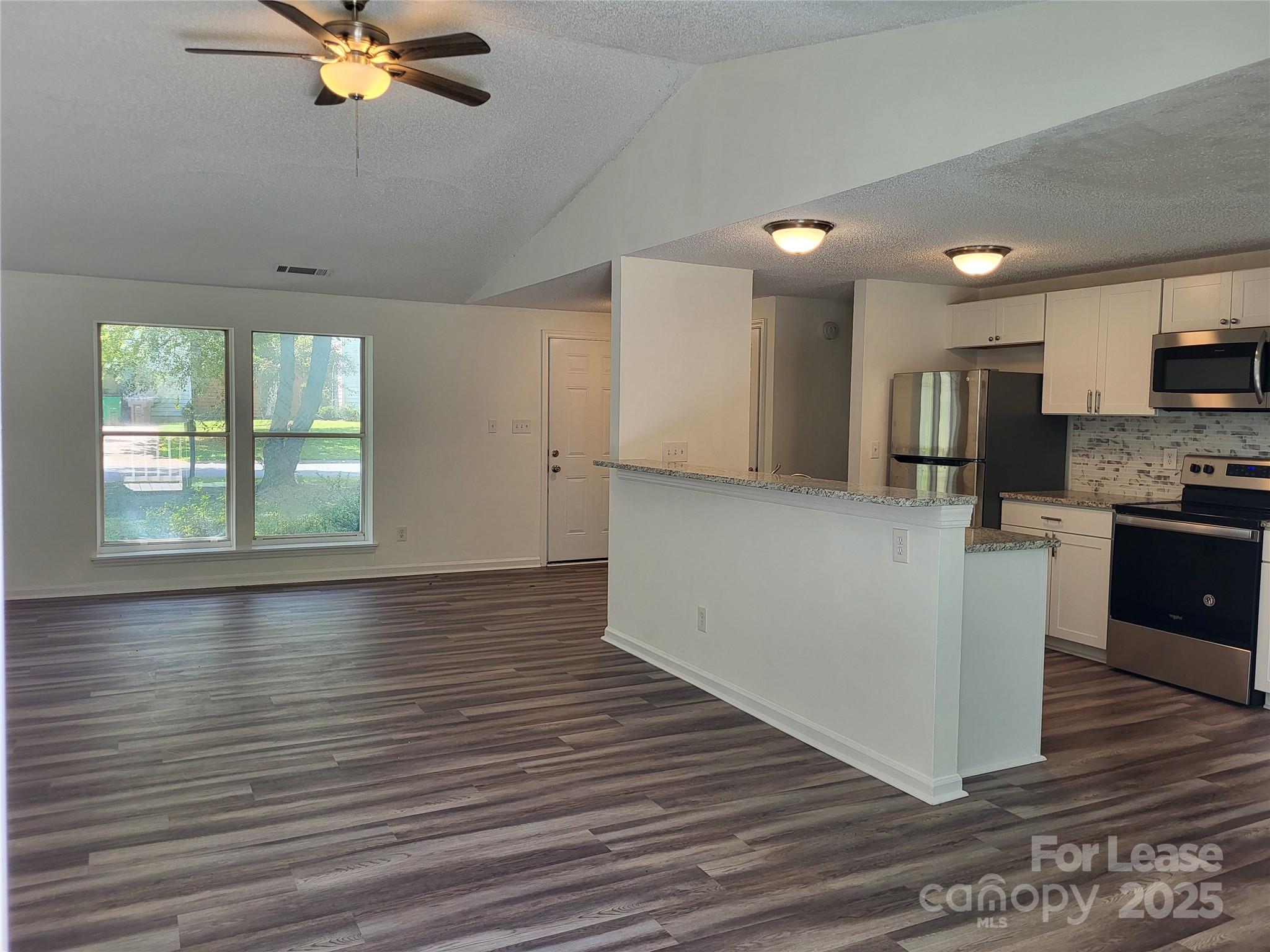 Tamaron - Residential Lease