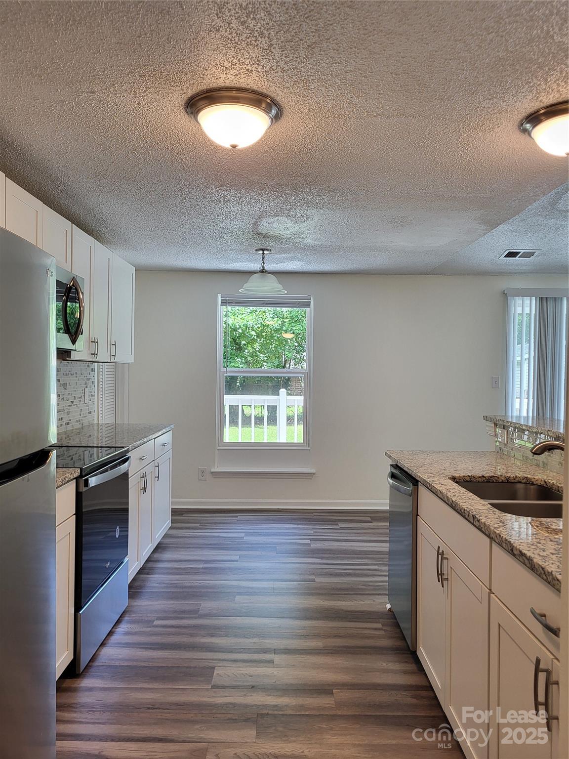 Tamaron - Residential Lease