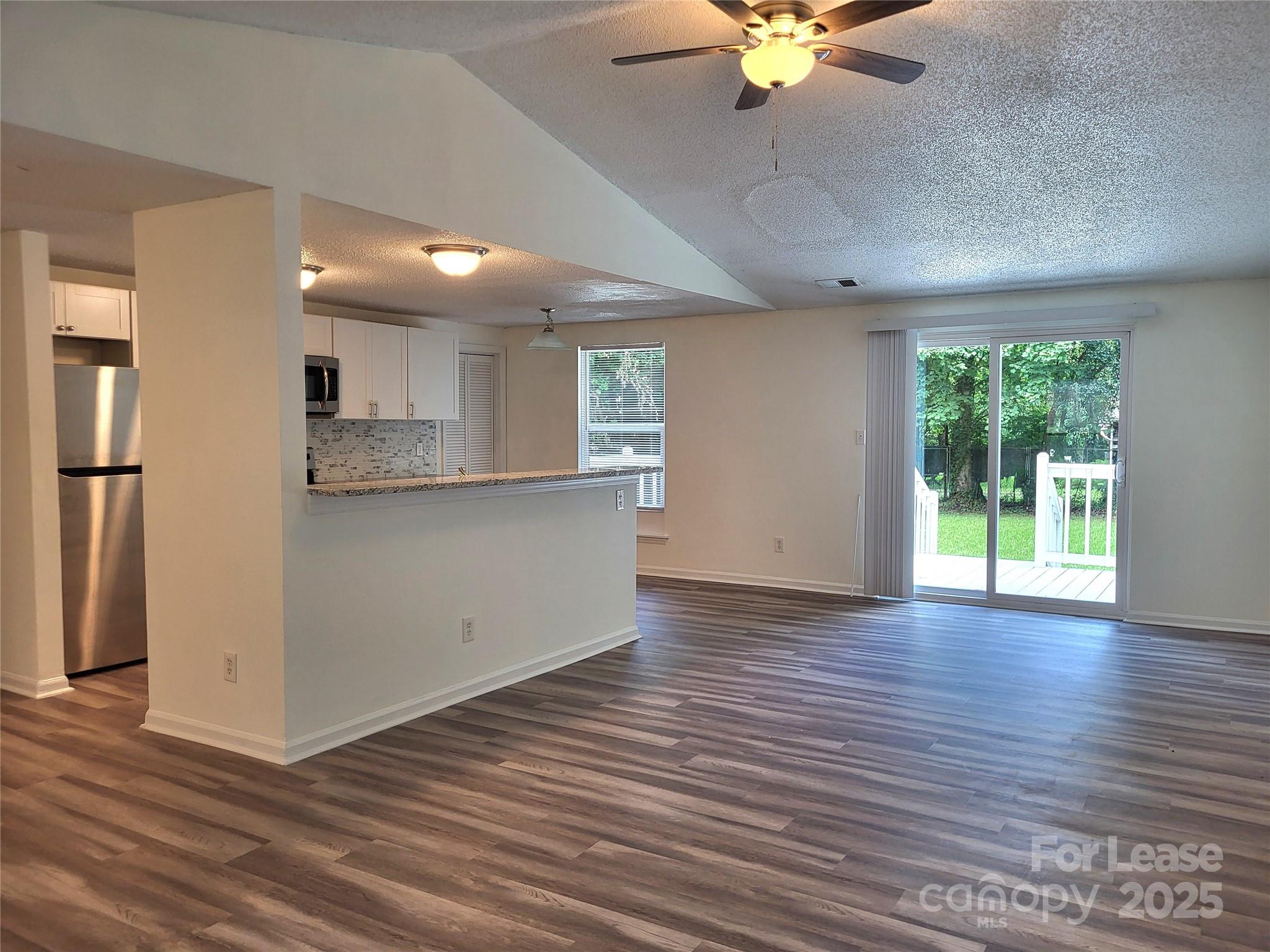 Tamaron - Residential Lease