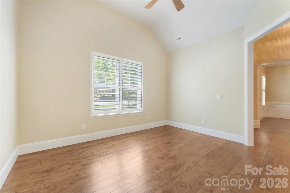 7304 Sedgebrook Drive W