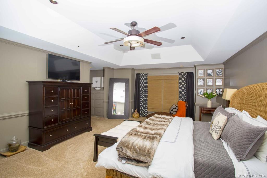 Cowans Ford Country Club - Residential