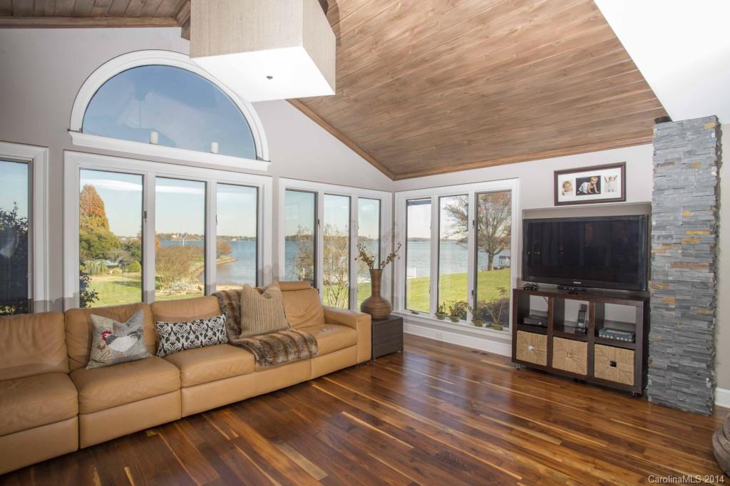 Cowans Ford Country Club - Residential