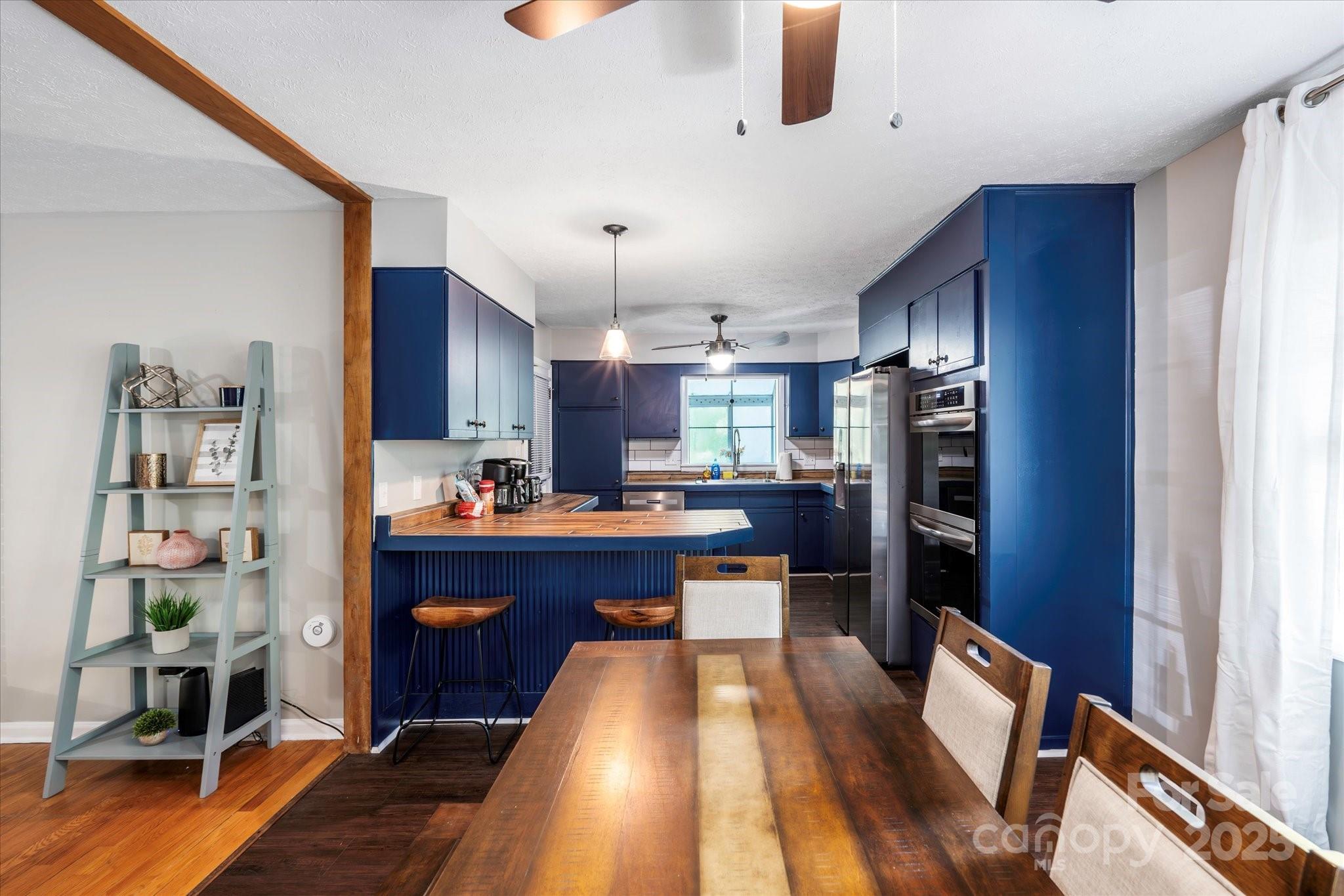 23 Springwood Drive