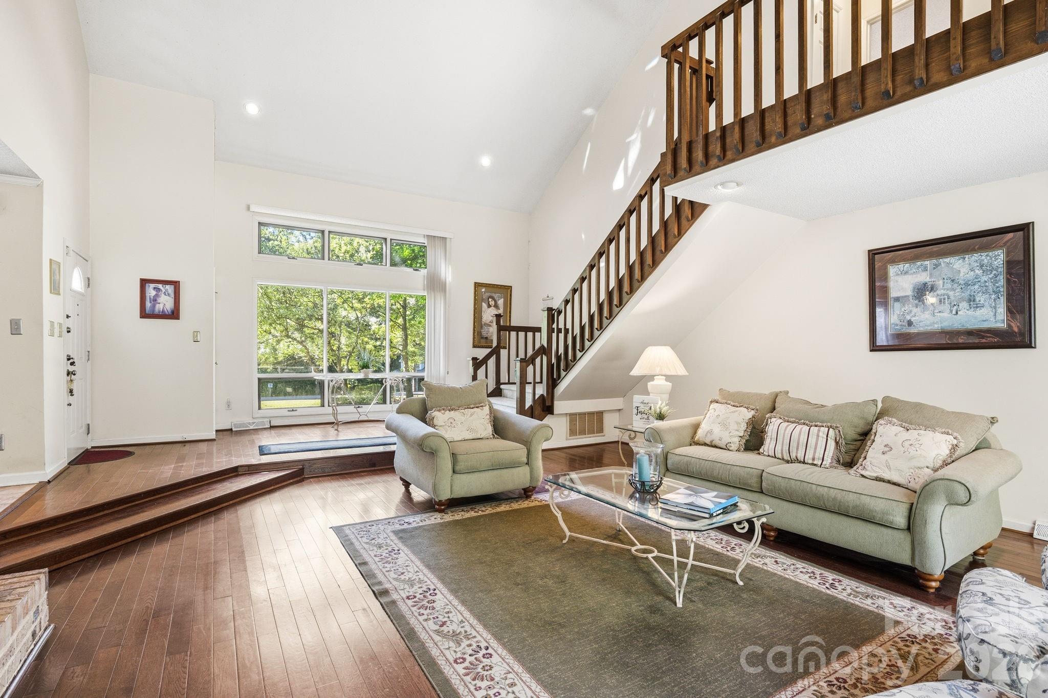 1775 Apple Tree Lane