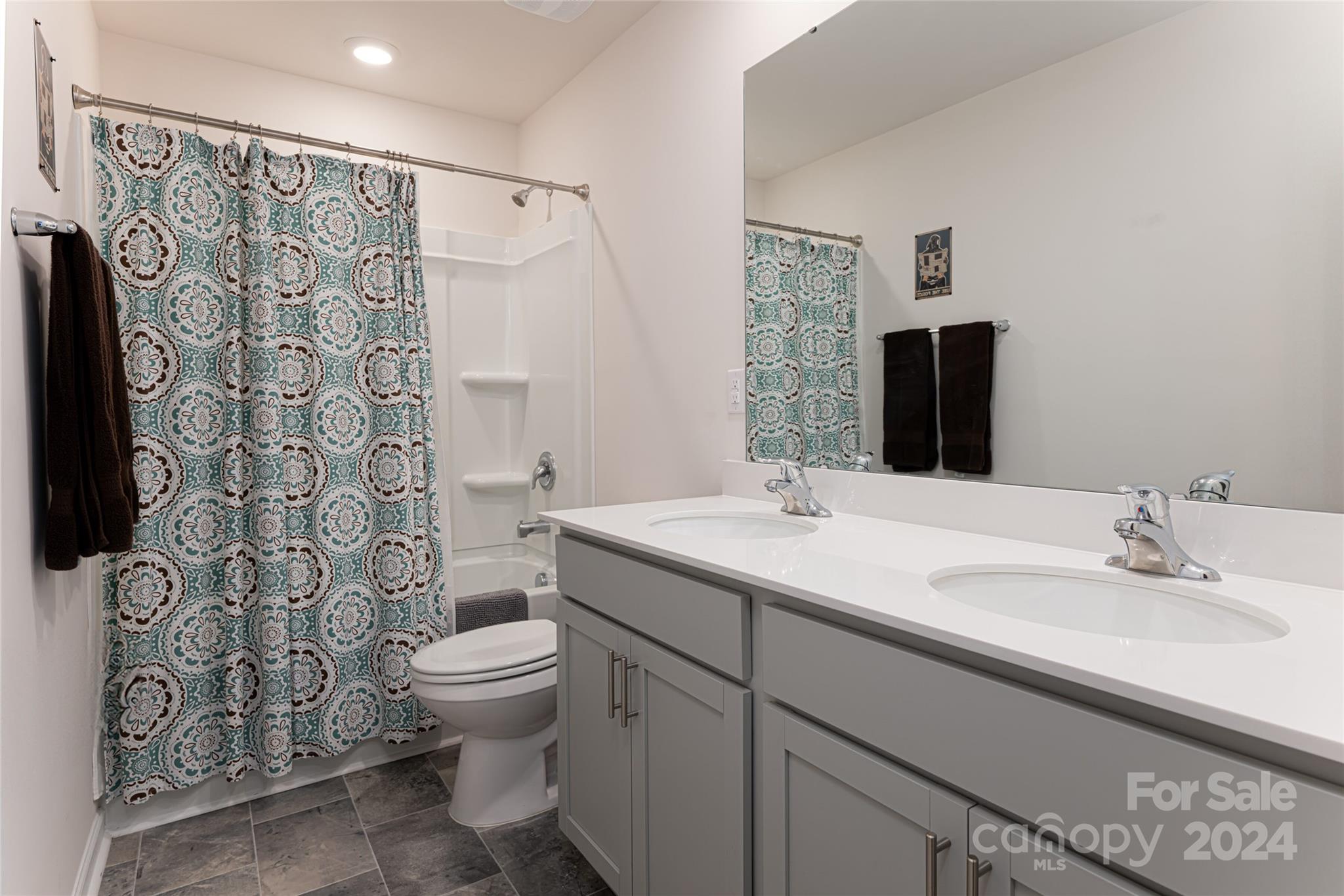 Holbrook Village - Residential