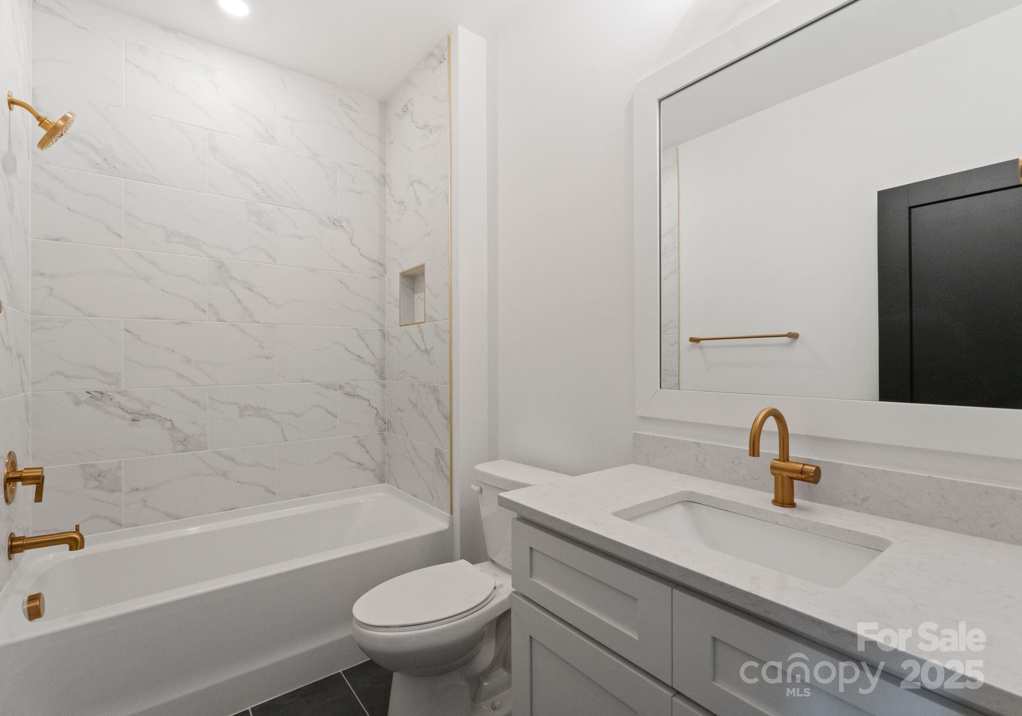 The Bluffs at Wesley Chapel - Residential