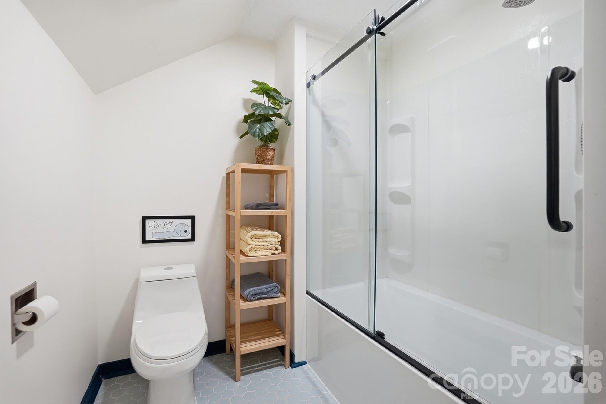 Armstrong Circle - Residential